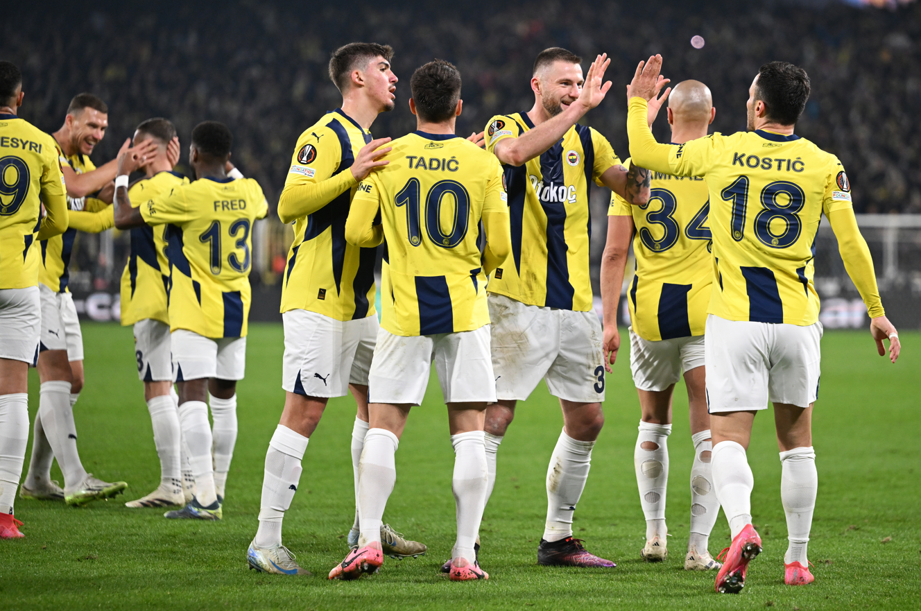 Tadic, Dzeko ve En-Nesyri’nin Golleriyle Fenerbahçe, Anderlecht’i Yıktı 13 500212