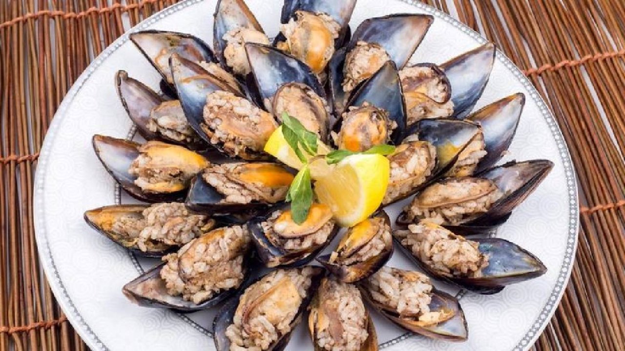 Dışarıda 10 evde 30 tane! Seveni bir tepsi bitiriyor, lezzeti damakta kalıyor! 18 500708