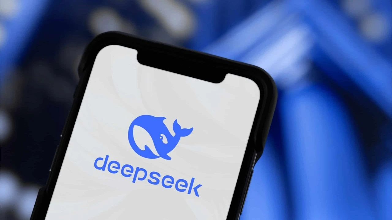 deepseek abd hukumet calisan cihazi kisitlama kapak.webp