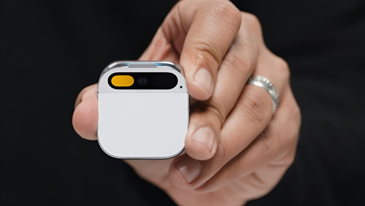 Humane AI Pin'i iade etmeyen kaldı mı? Artık çalışmayacak! 8 humane ai pin iade hp satin aldi e1739993630693