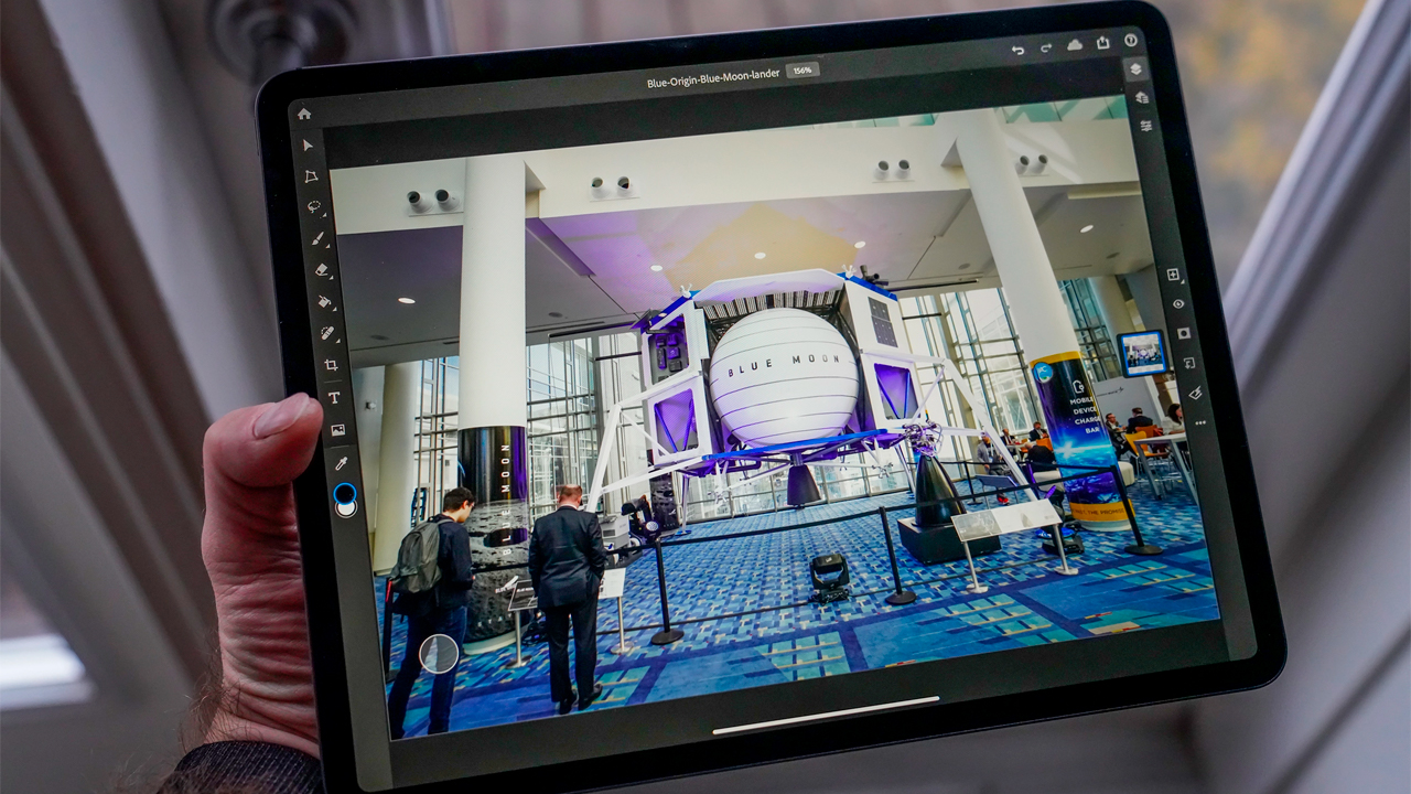 Photoshop mobil artık yaoay zeka destekliyor 22 ipad icin photoshop bilgisayar surumune yaklasti