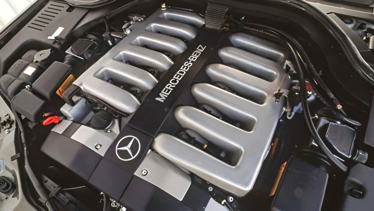 mercedes v8 ve v12 motorlara yesil isik e1740335245949