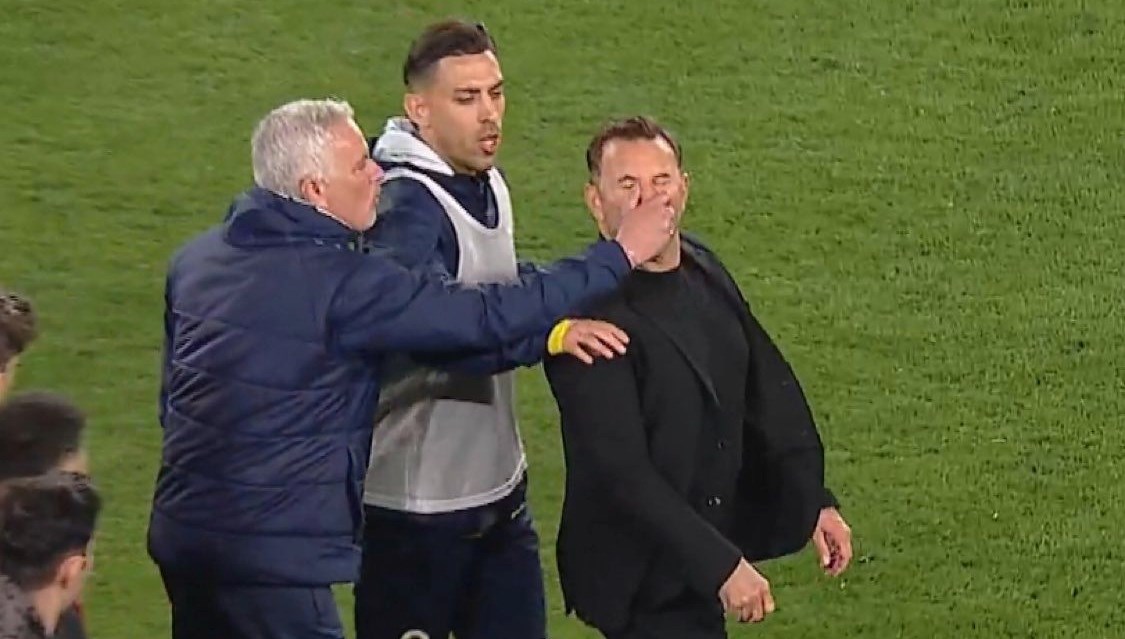 Mourinho'dan Okan Buruk’un burnunu sıktı 1 508717