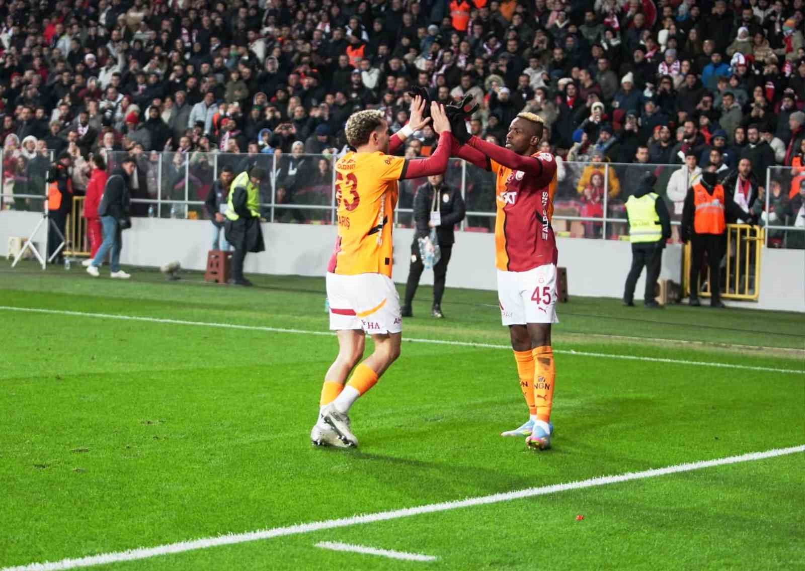 Galatasaray, Samsunspor’u 2-0 mağlup ederek galibiyet serisini 8 maça çıkardı 1 510389
