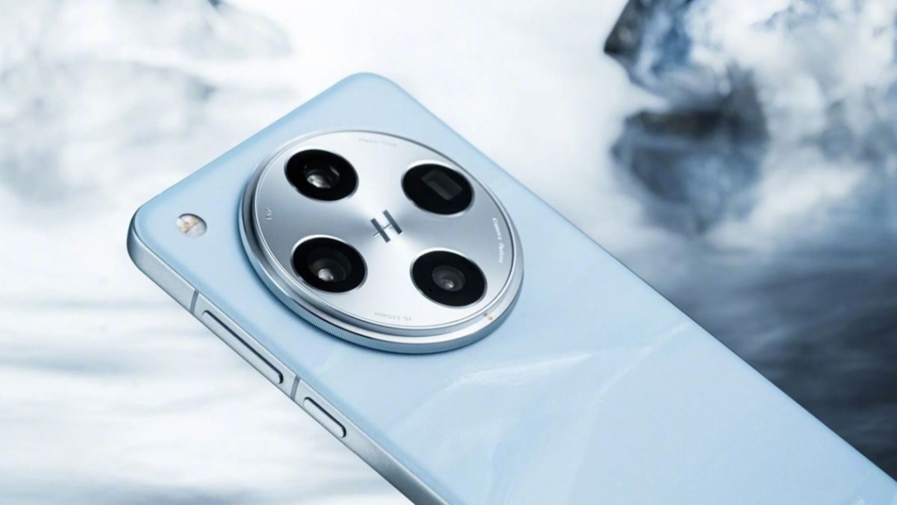 Tasarımı ve özellikleri belli oldu! 7 Oppo Find X8S 1