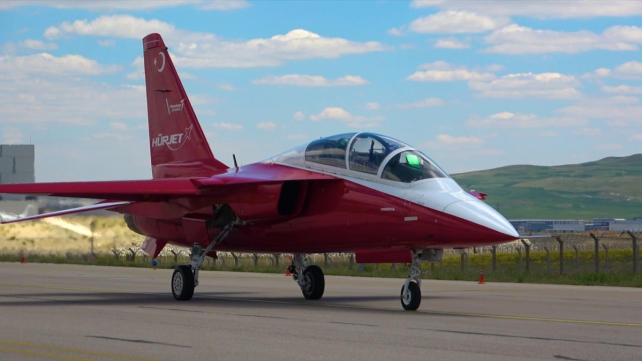 İspanya, ileri eğitim uçağı olarak F-5 yerine Hürjet alıyor! 14 1 14
