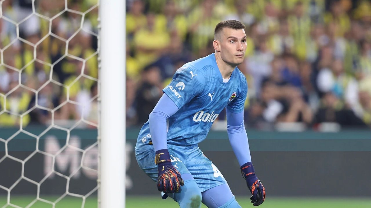 Fenerbahçe'de Livakovic belirsizliği! 8 514823