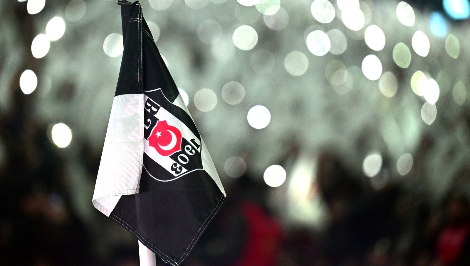 Beşiktaş’ın dev finans operasyonu! Kulüp kasasına milyarlar aktı 5 515568