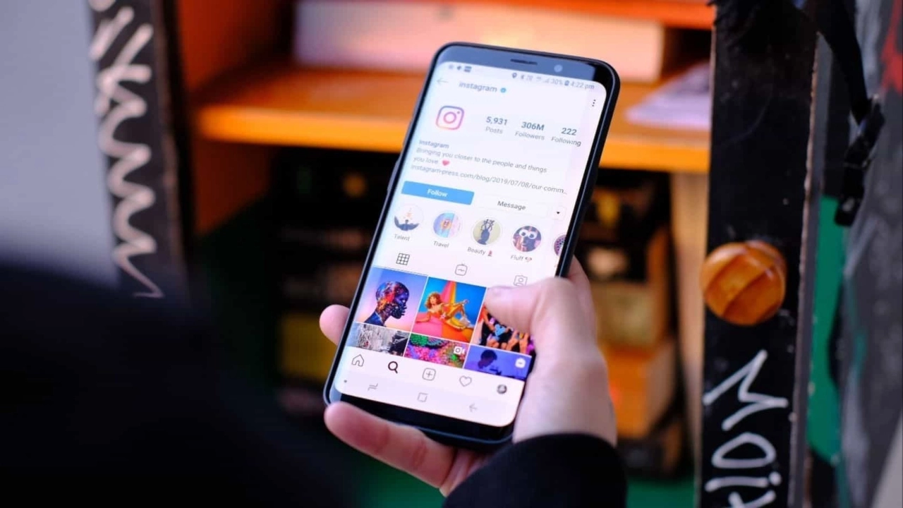 Instagram sohbet arka planı nasıl değiştirilir? 16 Instagramda yeni tasarim Bu sekme artik olmayacak 2.webp