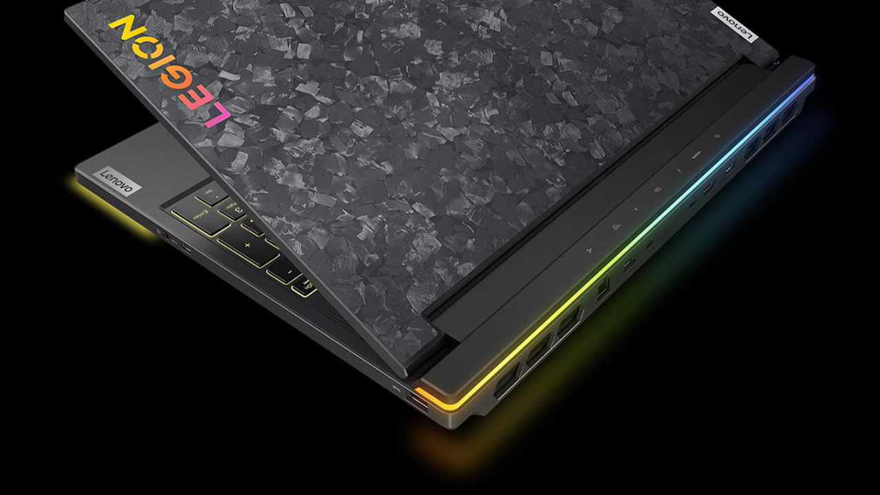 Lenovo Legion 9i, yeni versiyonu ile geliyor! 10 Legion 9i 1 1