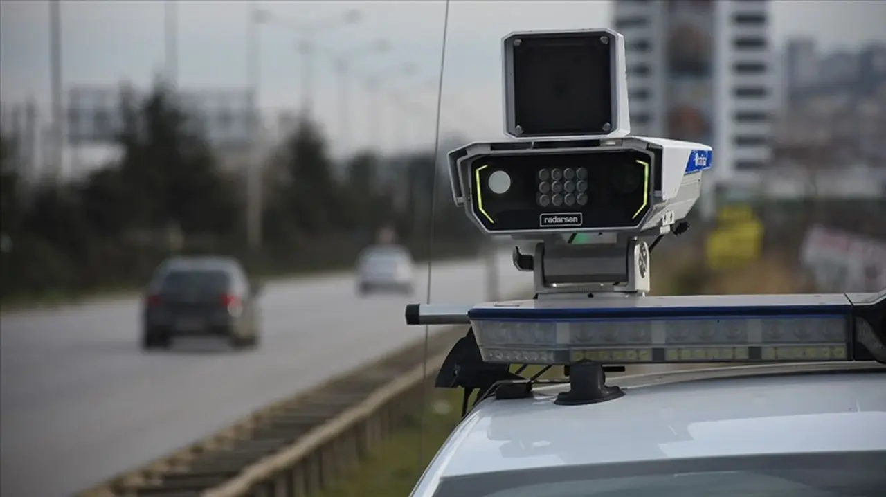Yapay zekalı radar kameraları faaliyete geçti! 11 Yapay zekali radar kameralari hi.webp