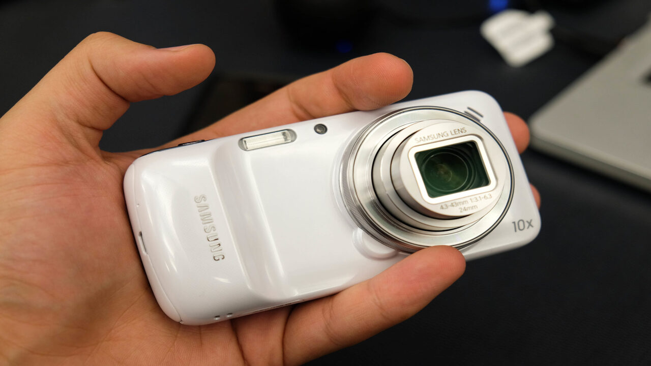 galaxy zoom 1
