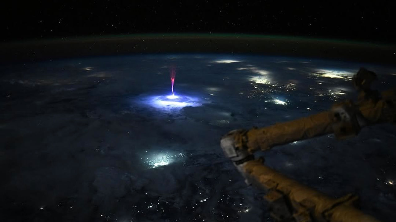 NASA'dan nadir görülen "Dev Jet" görüntüsü! 14 nasadan nadir gorulen dev jet goruntusu 1