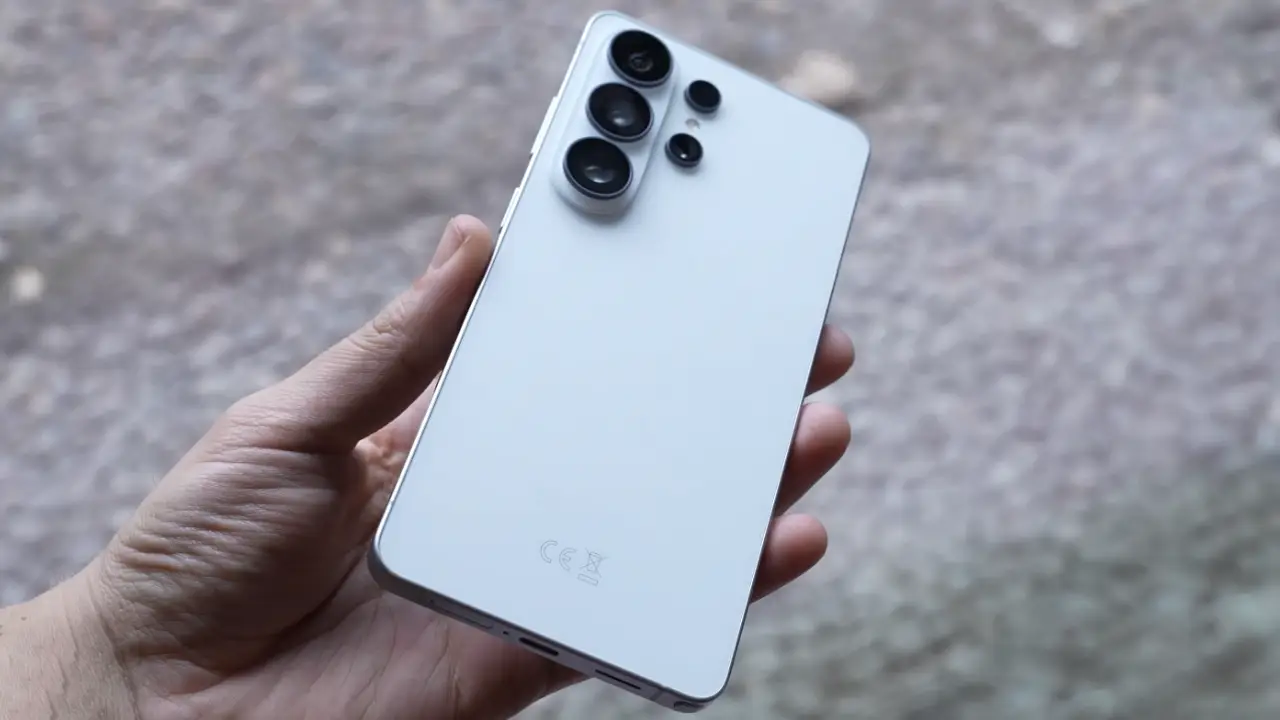 Galaxy S26 Ultra 1.webp