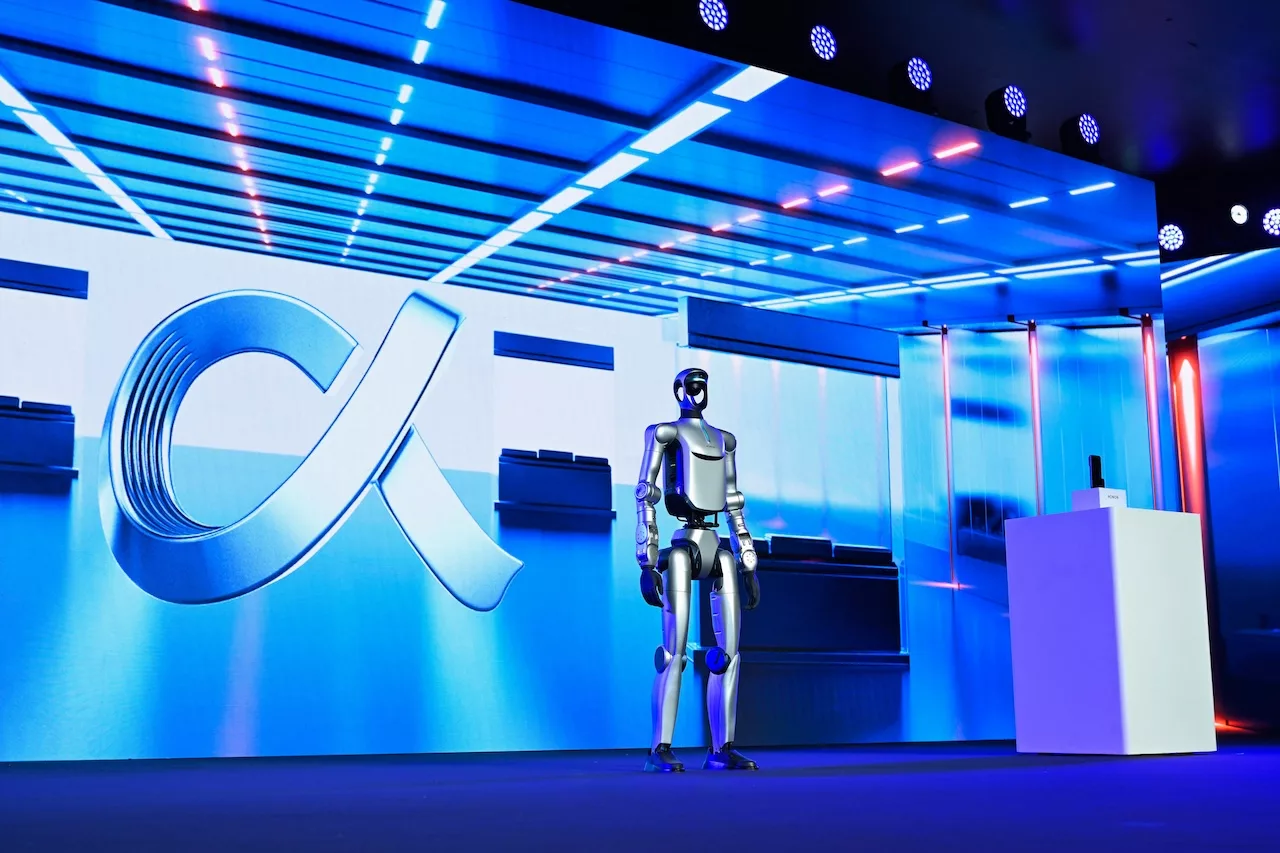 HONOR Yapay Zeka ve Sıra Dışı Telefonu ile MWC 2026'yı Salladı 7 1772520603 Robot.webp