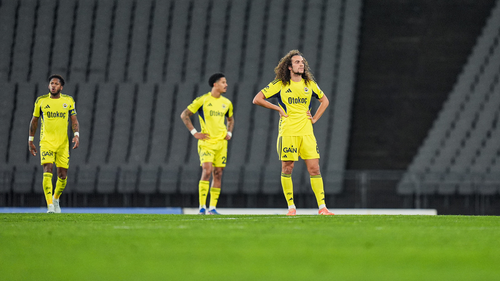 Fenerbahçe’nin yenilmezlik serisi Karagümrük deplasmanında sona erdi 2 556302