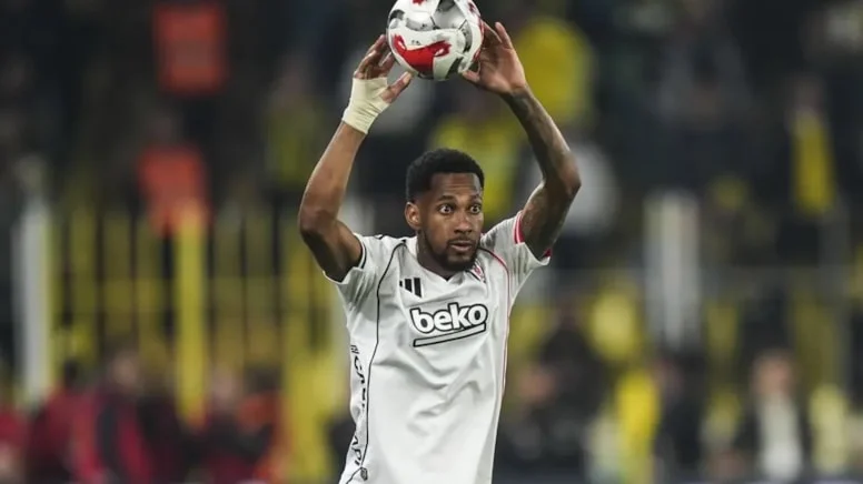 Derbide korkutan an! Murillo hastaneye kaldırıldı 1 556981