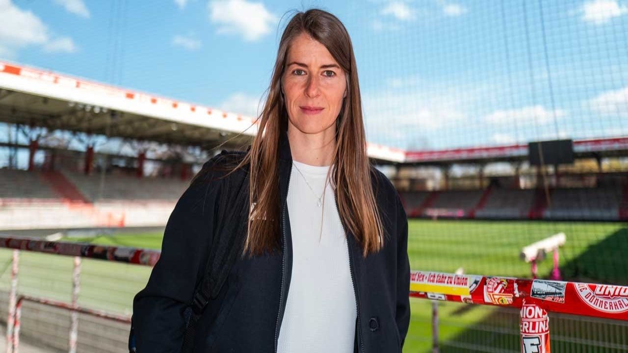 İlk Kadın Teknik Direktör Resmen Göreve Başladı! 5 557290