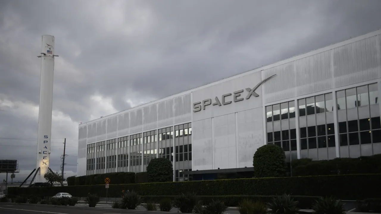 spacex cursori 60 milyar dolara satin aliyor.webp