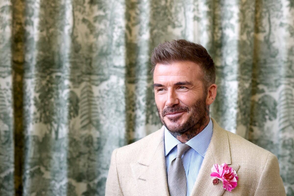 Efsane futbolcu David Beckhan, İngiltere'nin ilk milyarder sporcusu oldu 1 558966
