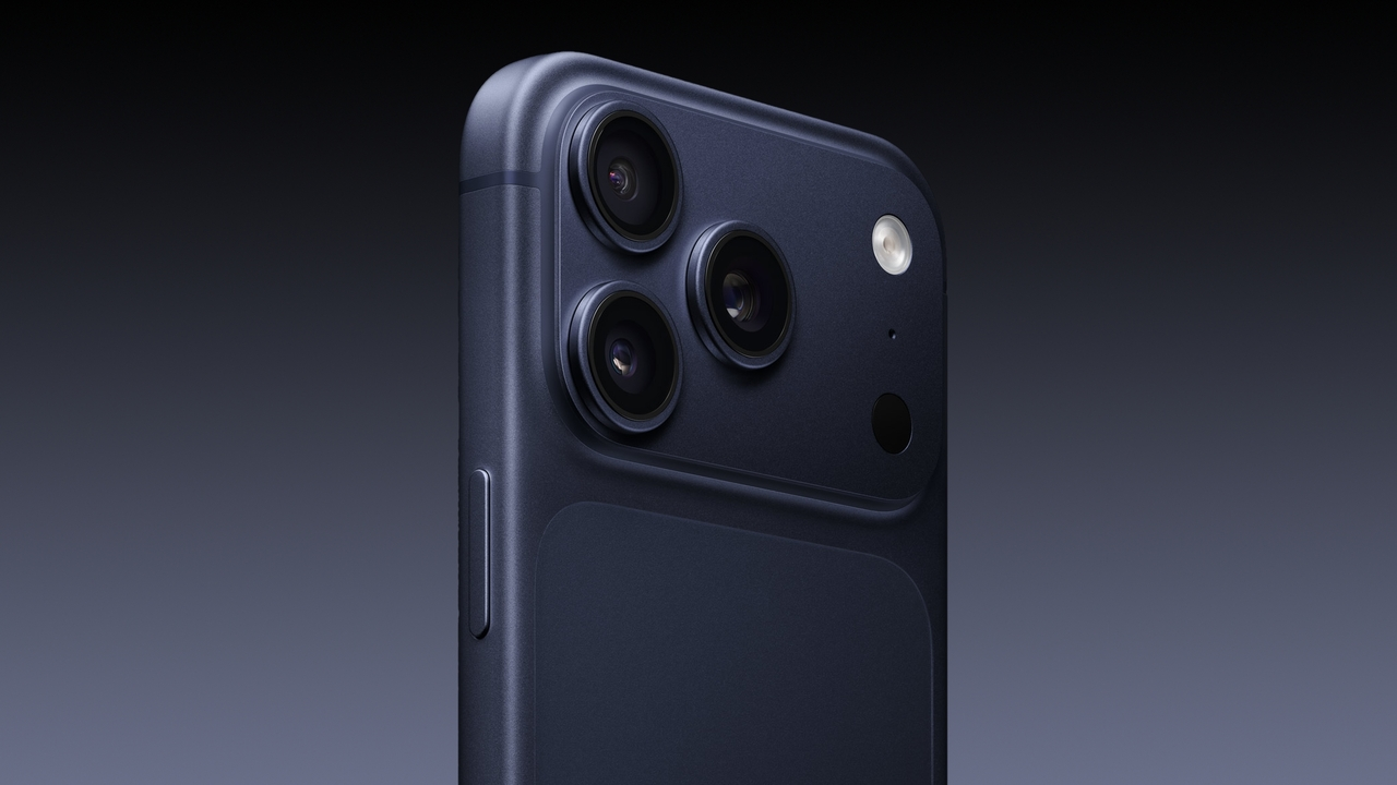iPhone 18 Pronun Ekran Teknolojisi Yenileniyor.webp