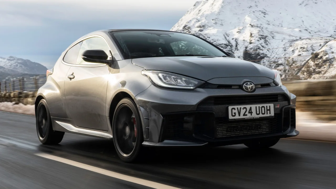 toyota turkiyeden performans tutkunlarina gr yaris mujdesi.webp