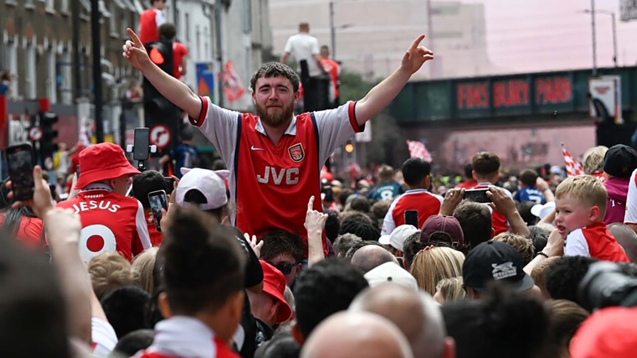 Arsenal'da 22 yıllık hasret sona erdi! Londra kırmızı-beyaza büründü 1 559792