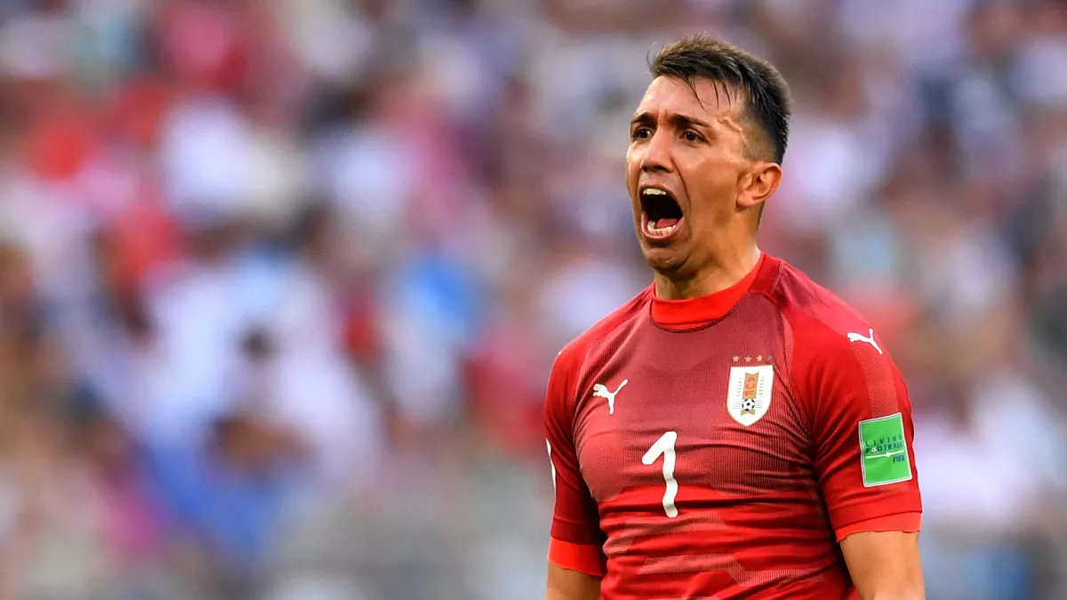 Muslera Dünya Kupası tarihine geçti! Uruguay'da rekor kıran gece 20 560455