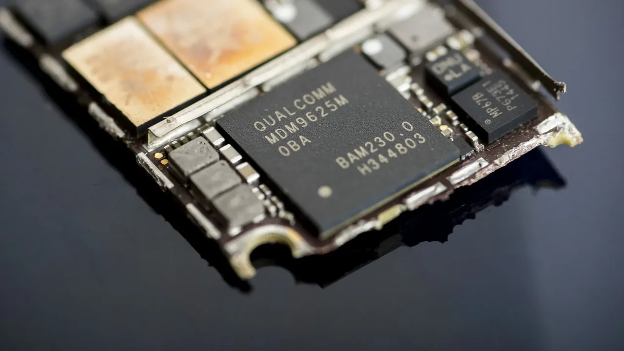 Apple Qualcomm ile Yolları Ayırıyor 1 apple qualcomm ile yollari ayiriyor.webp